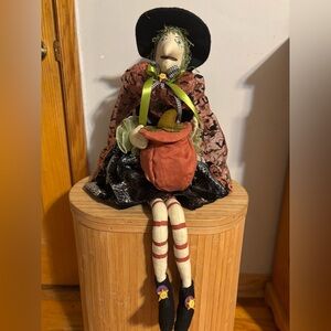 Halloween Witch Sitter Decor with Pumpkin Bag.